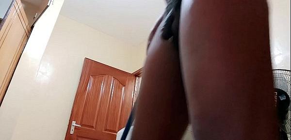  Kenyan Bitch Sending Nudes To Her Man (2)
